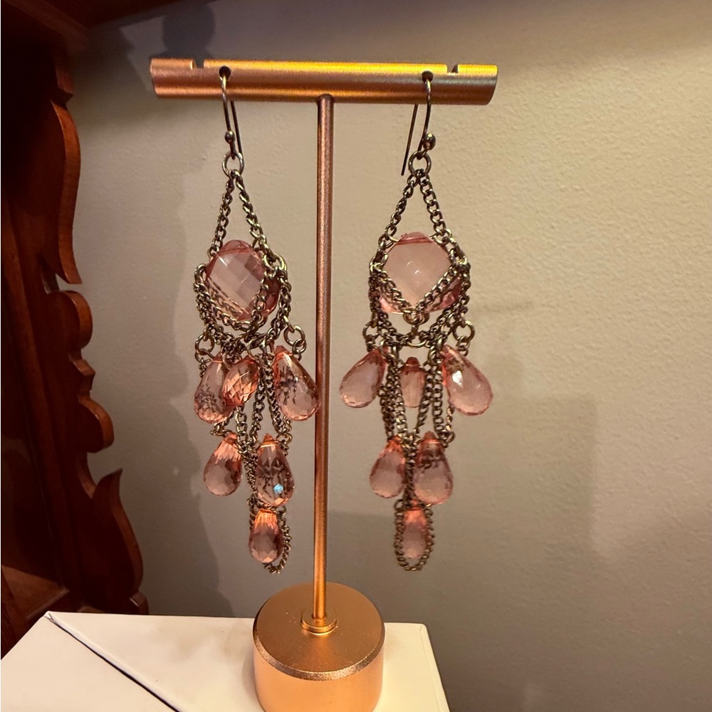 Vintage Y2K Silver/Blush Pink Chain 3.5” Drop Chandelier Earrings - Picture 6 of 10